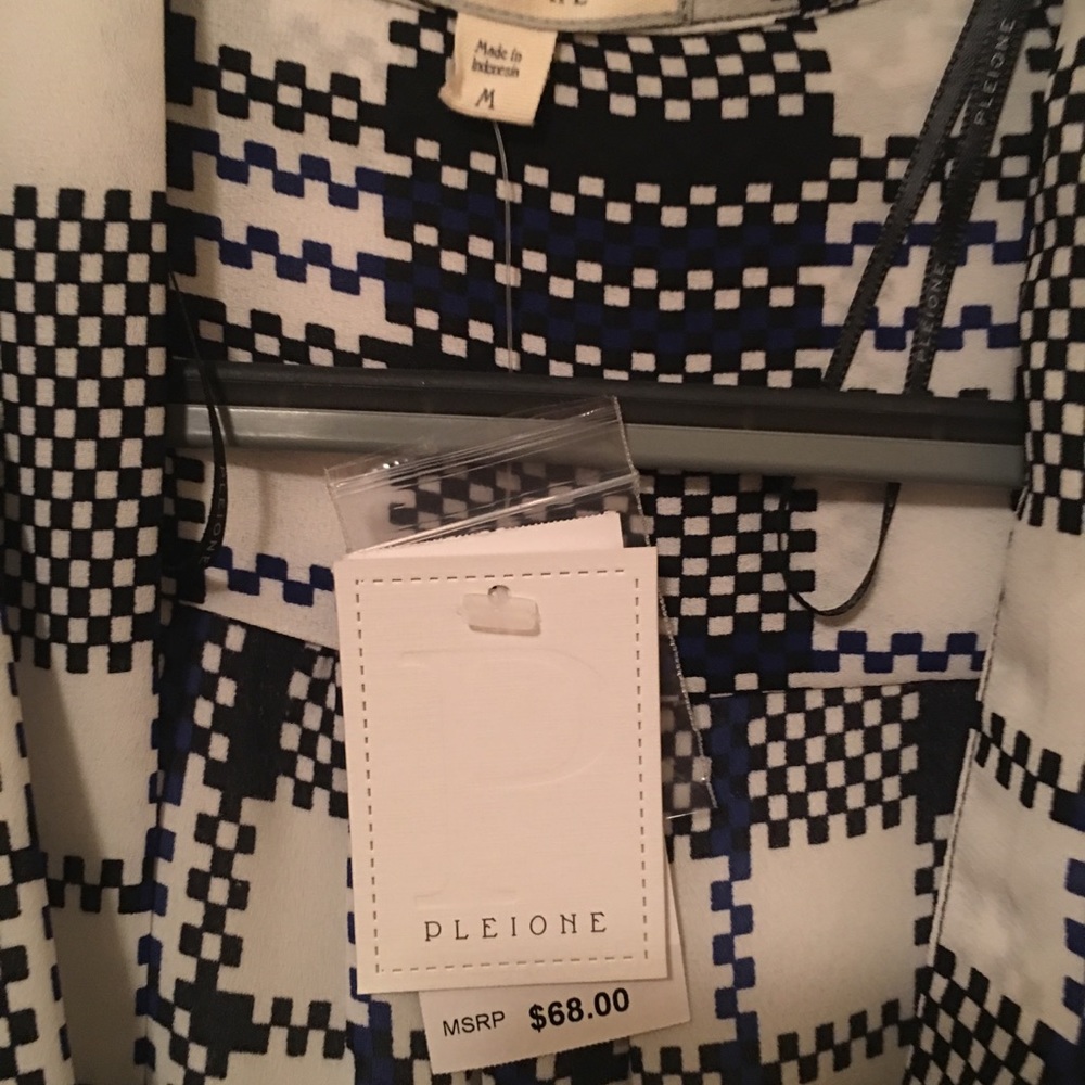 PLEIONE Navy and White Blouse-Macy’s. NWT Size M - Picture 6 of 6